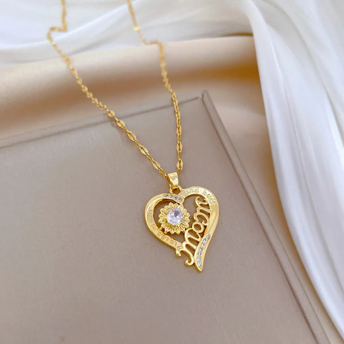 Necklaces For Cloudy Wear-Titanium Steel Copper MAMA Simple Style Classic Style Hollow Out Inlay Letter Heart Shape Flower Zircon Pendant Necklace