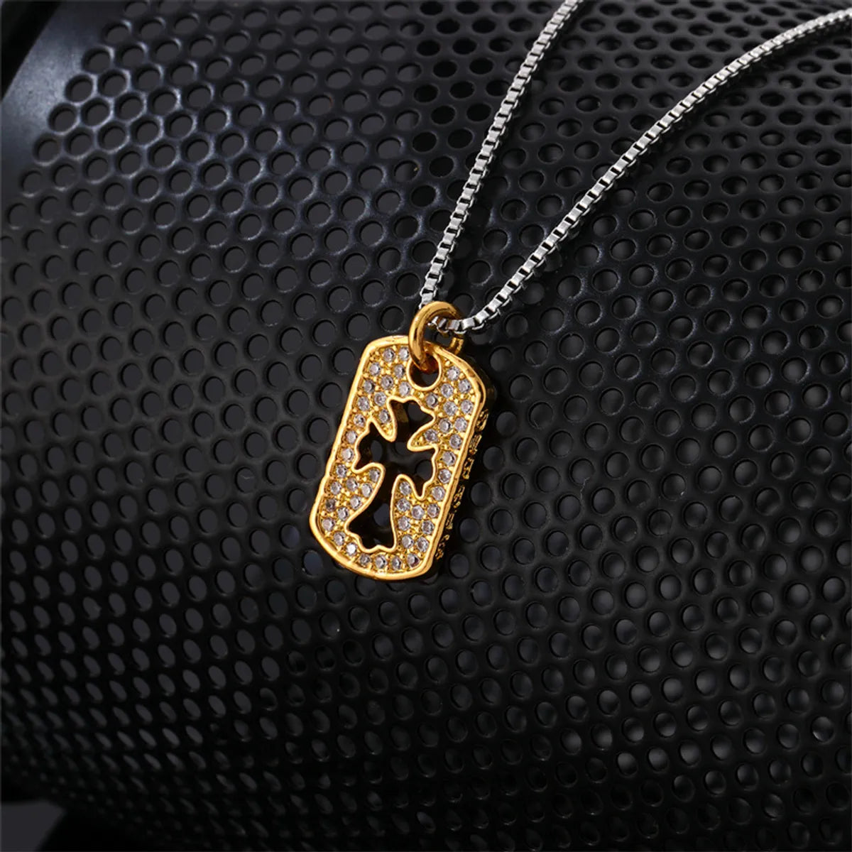 Best Timeless Necklaces-Wholesale Hip-Hop Luxurious Rock Cross 304 Stainless Steel Copper Plating K Gold Plated Pendant Necklace