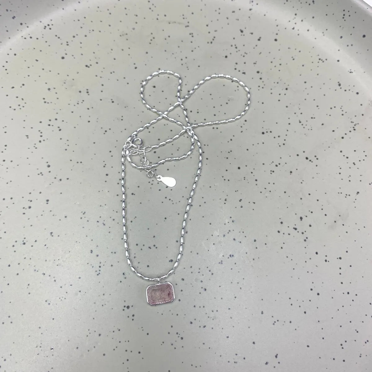 xl2303081-1 Strawberry Quartz about 4.38G