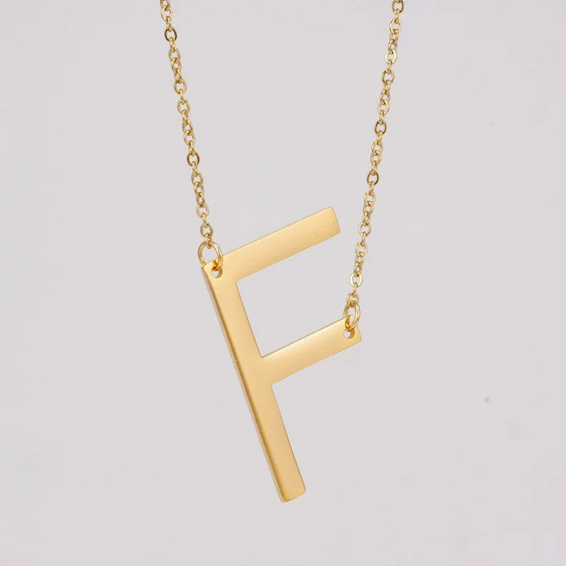 Gold F [with Chain]]