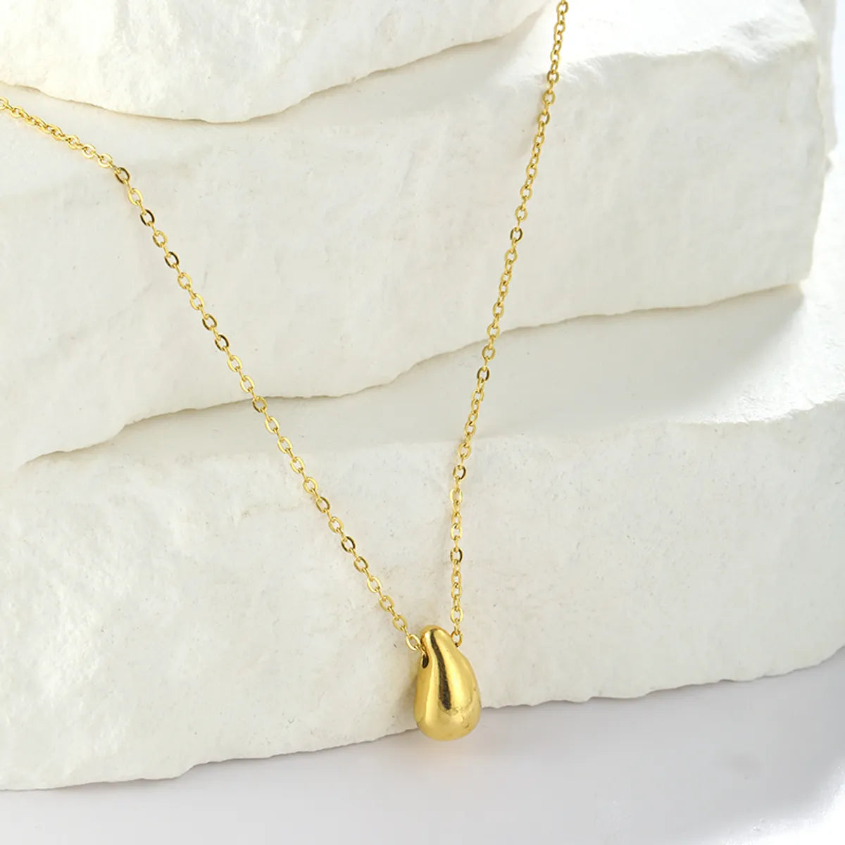 Necklaces Base Guide-Elegant Solid Color Stainless Steel Plating 18k Gold Plated Pendant Necklace