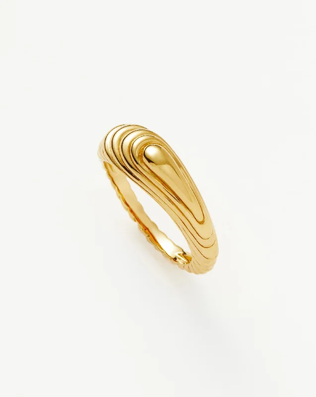 Rings For Punk Edge-Wavy Ridge Stacking Ring