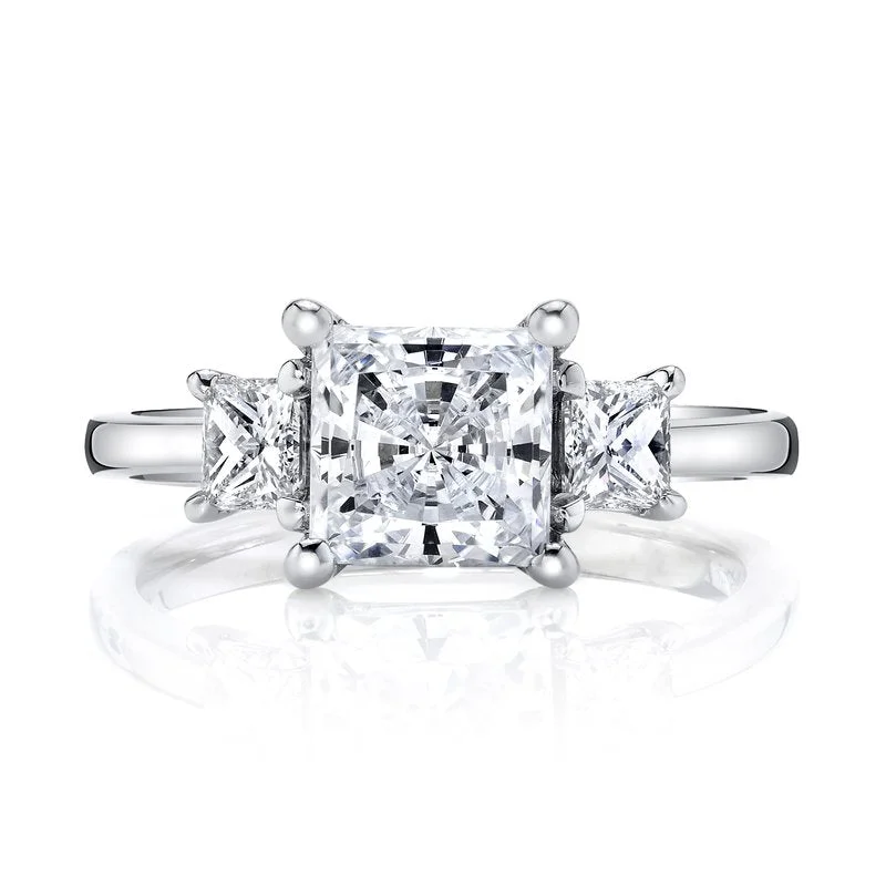 Rings Best Sellers-Three Stone Ring Setting With Princess Cut Side Diamonds