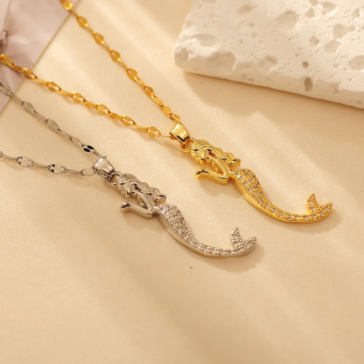 Necklaces For Pale Hues-Titanium Steel Cute Lady Classic Style Mermaid Inlay Artificial Rhinestones Pendant Necklace