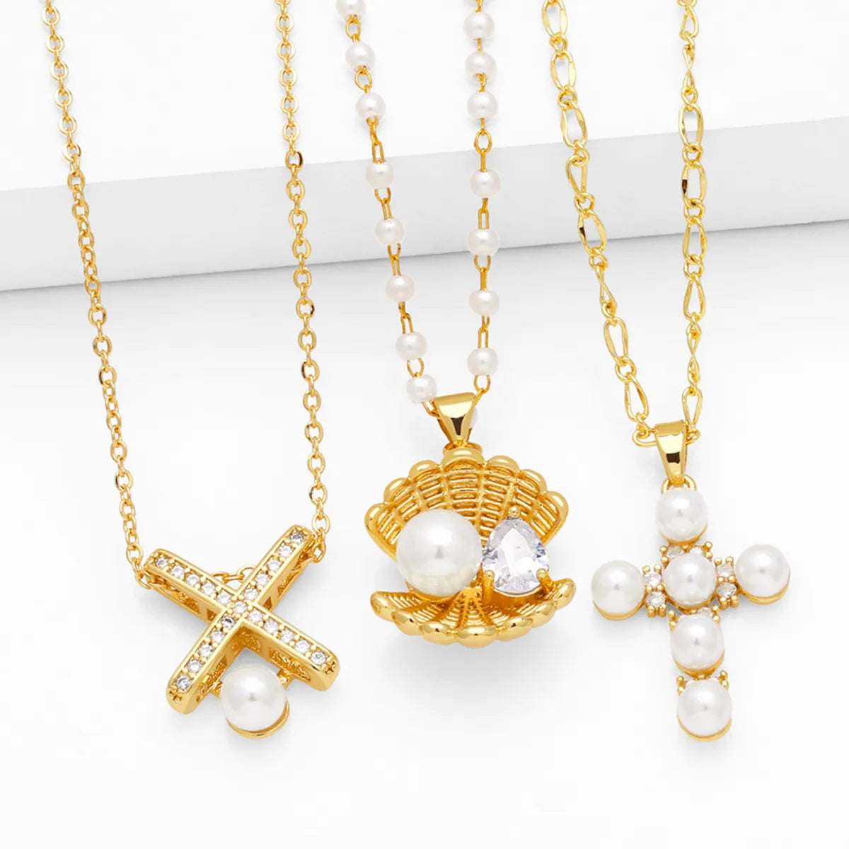 Best Timeless Necklaces-Simple Style Cross Shell Copper 18k Gold Plated Artificial Pearls Zircon Pendant Necklace In Bulk