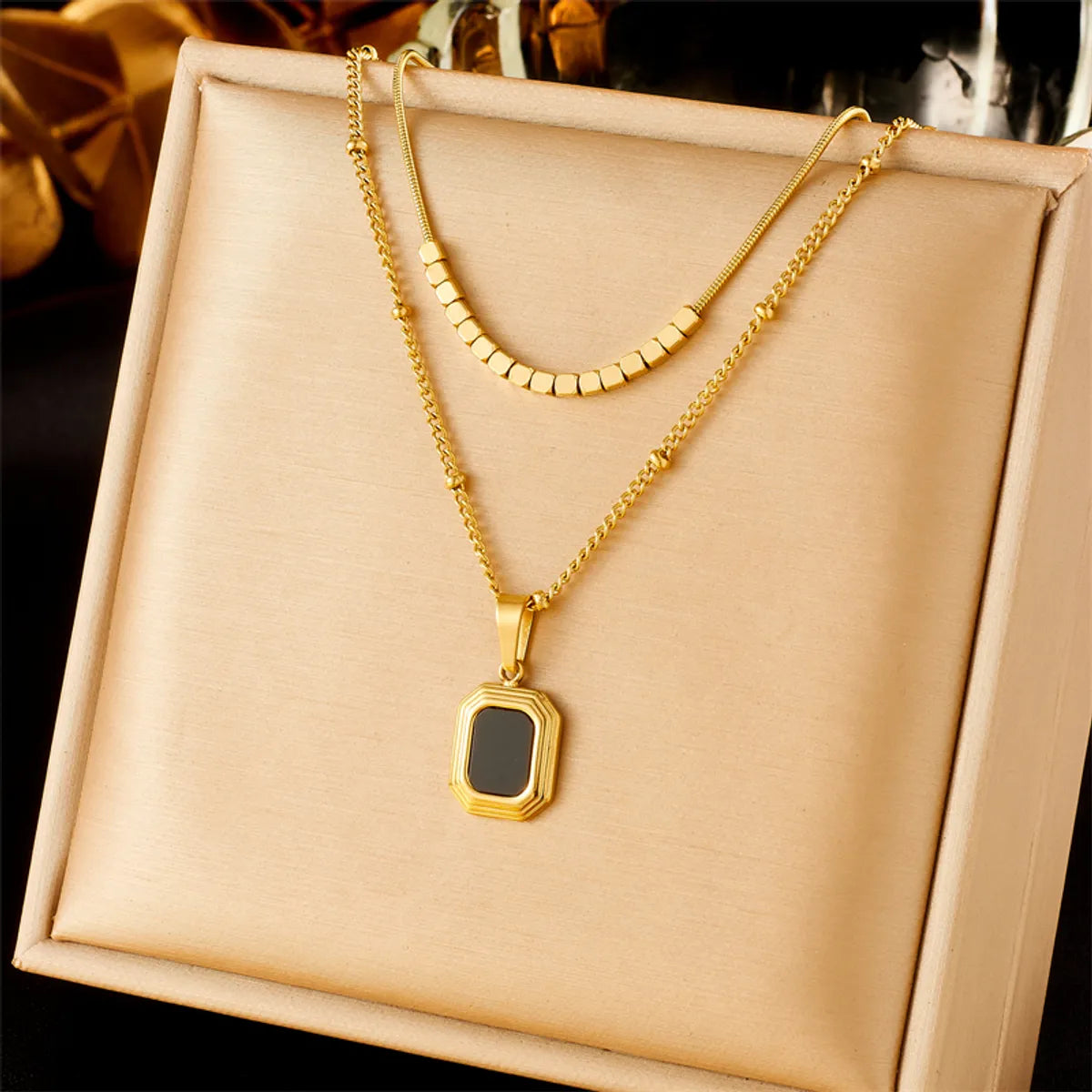 Necklaces For Light Shine-Wholesale Simple Style Color Block Titanium Steel Layered Plating 18k Gold Plated Pendant Necklace