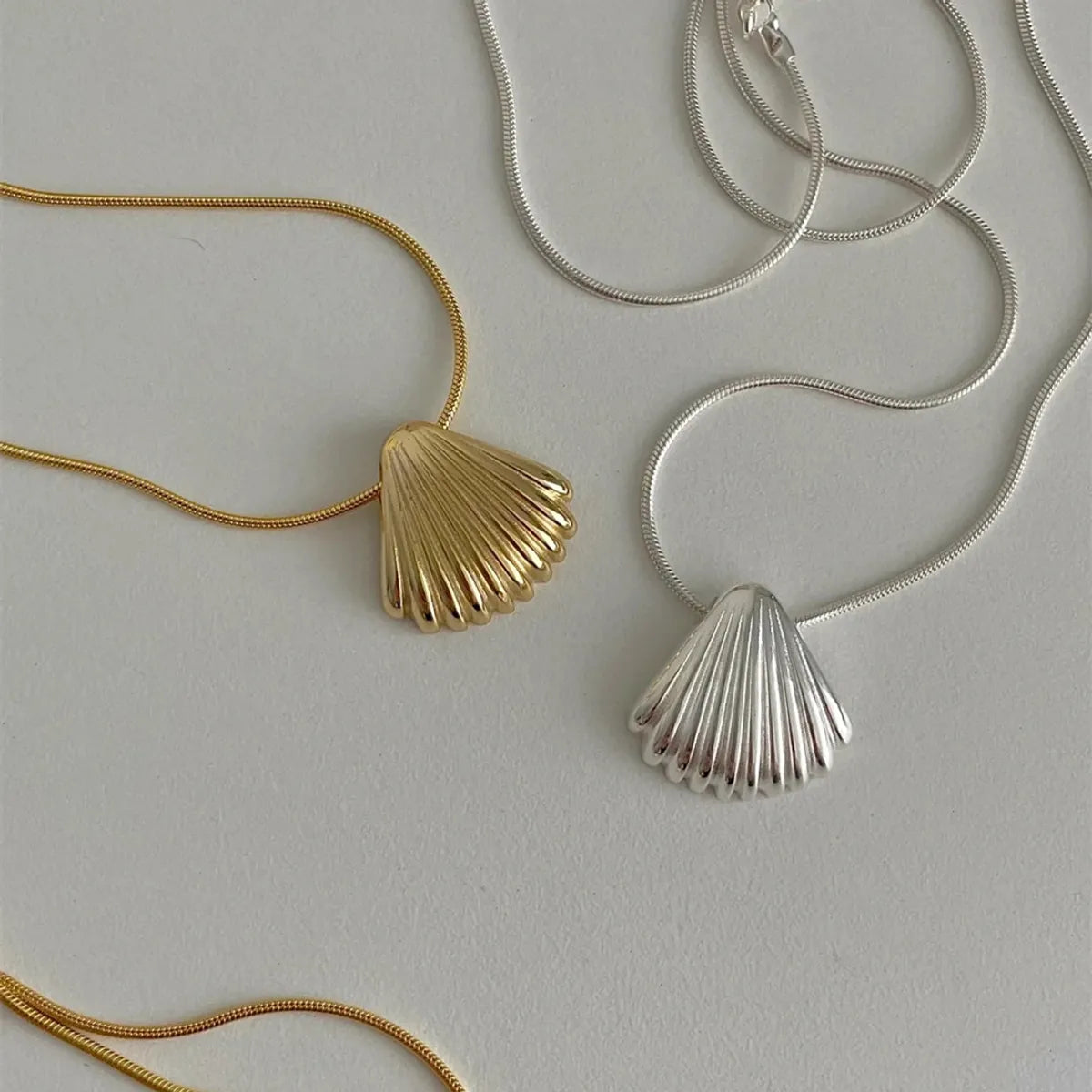 Necklaces Spark Tips-Beach Shell Titanium Steel Plating Pendant Necklace