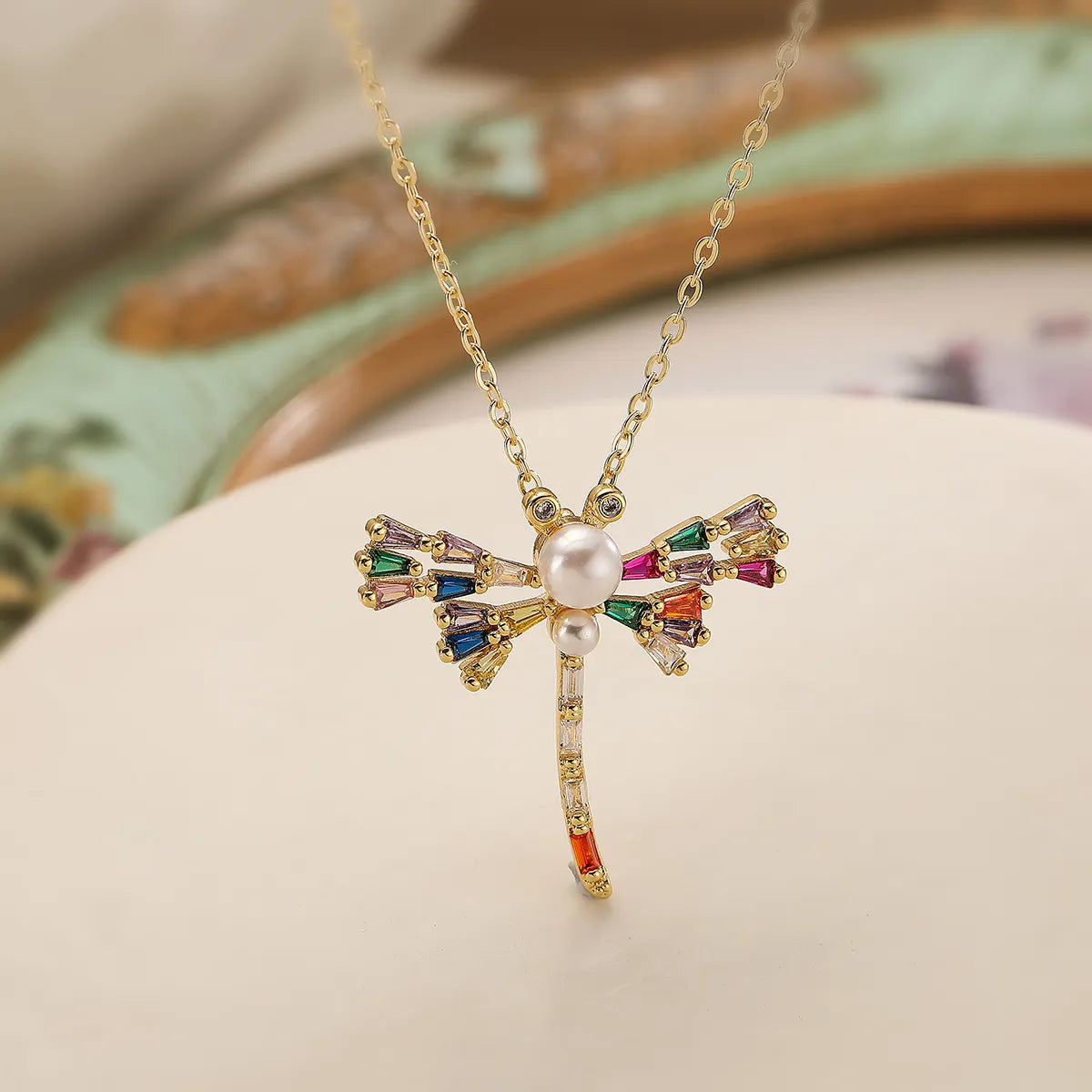 Necklaces For Thick Wear-Copper 18K Gold Plated Vintage Style Commute Shiny Inlay Dragonfly Pearl Zircon Pendant Necklace