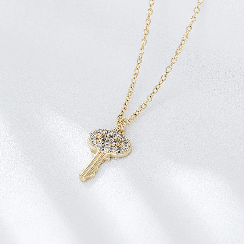 Fresh Cut Necklaces-Wholesale Casual Simple Style Key Sterling Silver Zircon Pendant Necklace