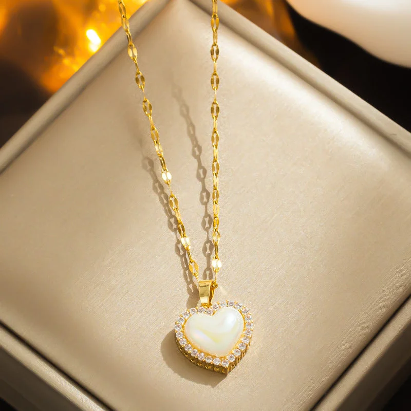 8962 Heart Mermaid Necklace Gold