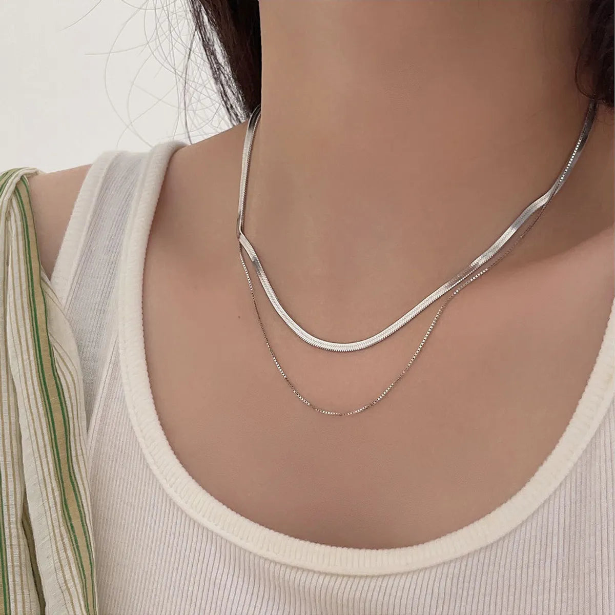 Necklaces Best Sellers-Simple Style Classic Style Solid Color Sterling Silver Plating White Gold Plated Necklace