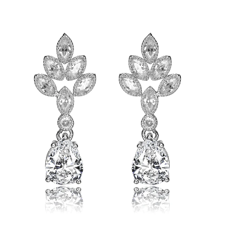 Earrings For Business Wear-Lierre Déco Leaf Earrings