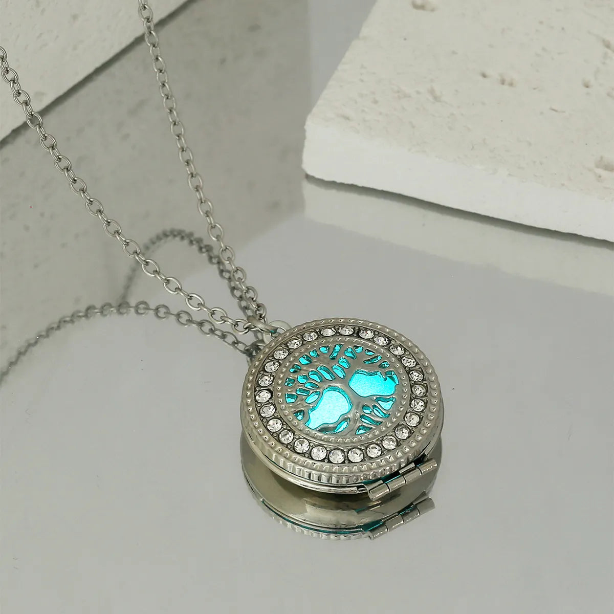 Necklaces For Icy Hues-Retro Tree Stainless Steel Alloy Luminous Unisex Pendant Necklace