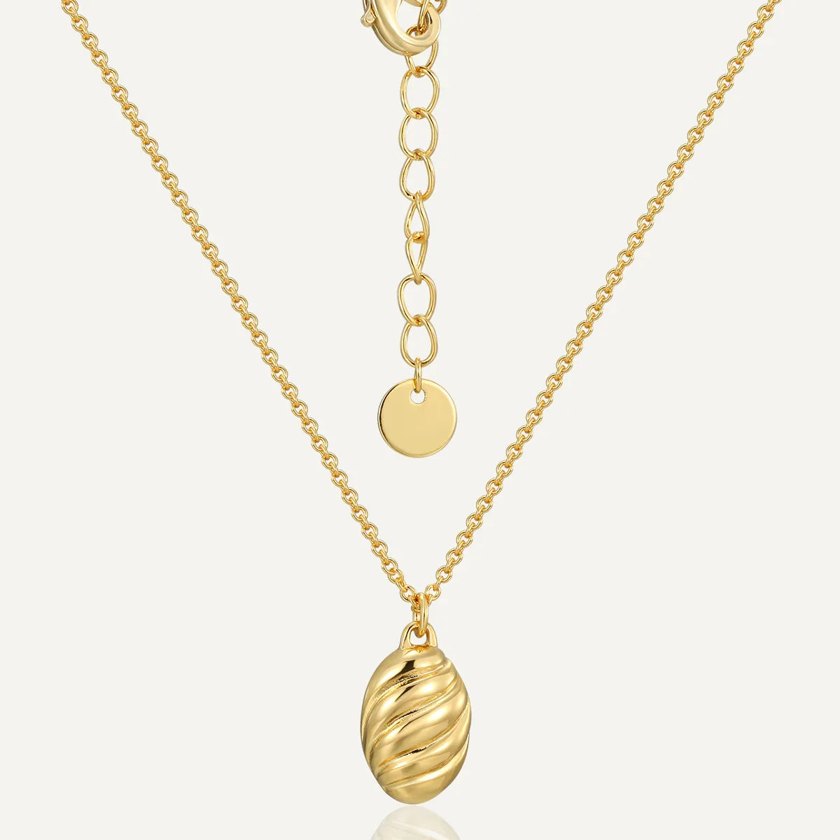 Full Necklaces For Show-Copper 18K Gold Plated Oval Pendant Necklace