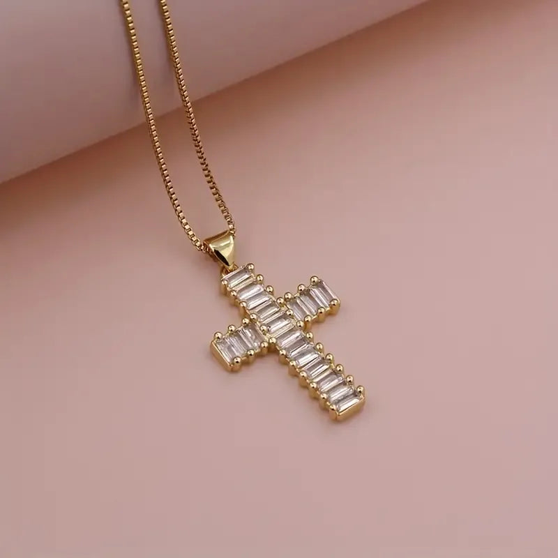 Necklaces For Full Shoulders-Elegant Glam Cross Copper Plating Inlay Zircon 18k Gold Plated Pendant Necklace