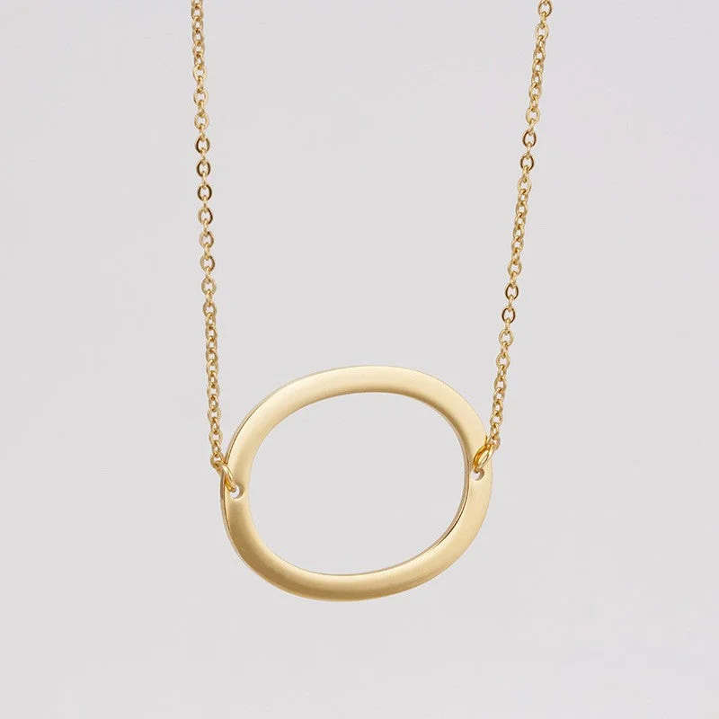 Gold O [with Chain]]