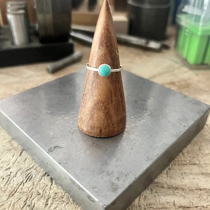 Top Grade Rings-Turquoise Button ring