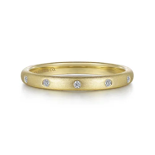 Rings For Fresh Teens-Diamond Stackable Ladies Ring in 14K Yellow Gold