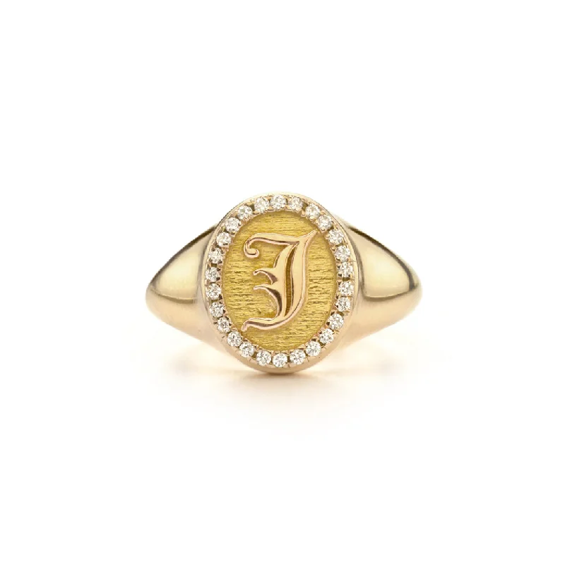 Rings For Curly Looks-Letter Signet Ring