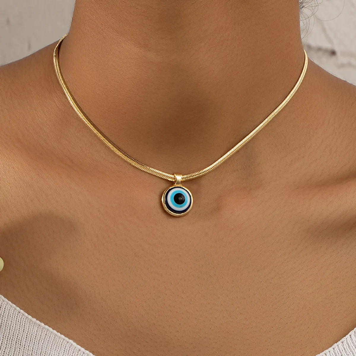 Best Cool Necklaces-Streetwear Devil's Eye Zinc Alloy Plating 14k Gold Plated Women's Pendant Necklace