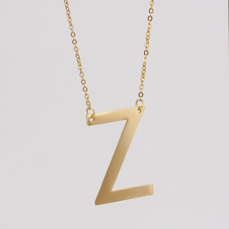 Gold Z [with Chain]]